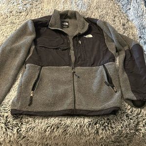 Gently worn north face jacket